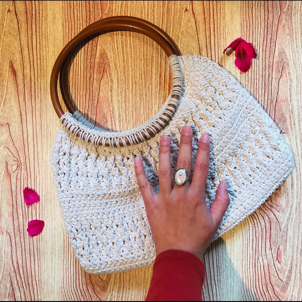 🌼 Hand Bag 🌼 - Picture 3 of 3